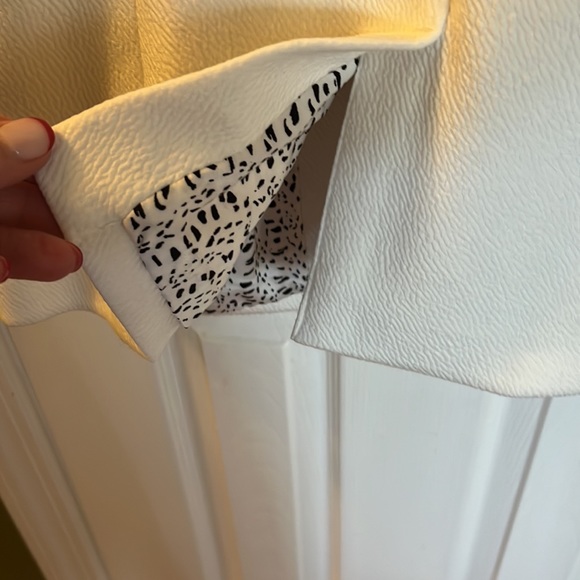 DR2 white single button jacket front two pockets leopard print lining size M - Picture 4 of 5